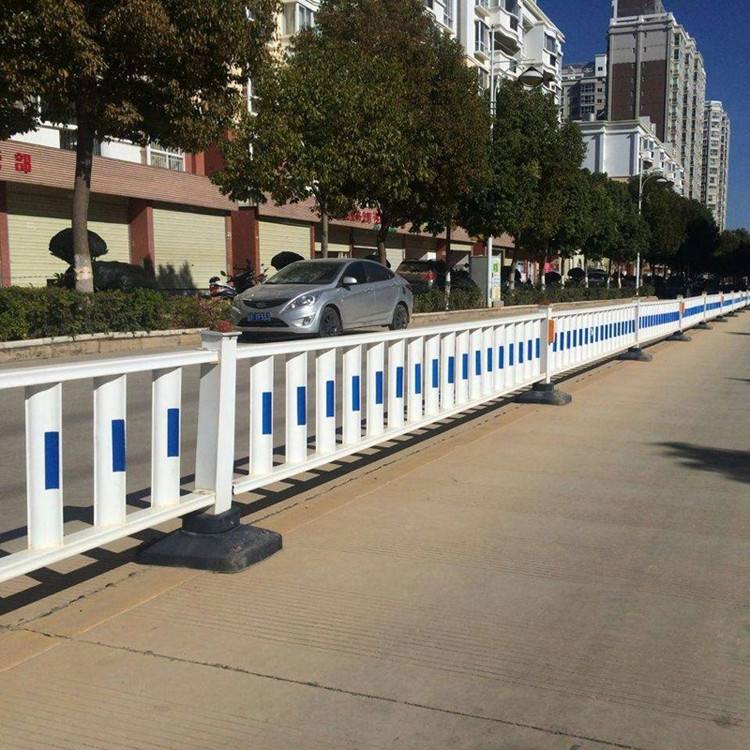 海兴PVC道路护栏